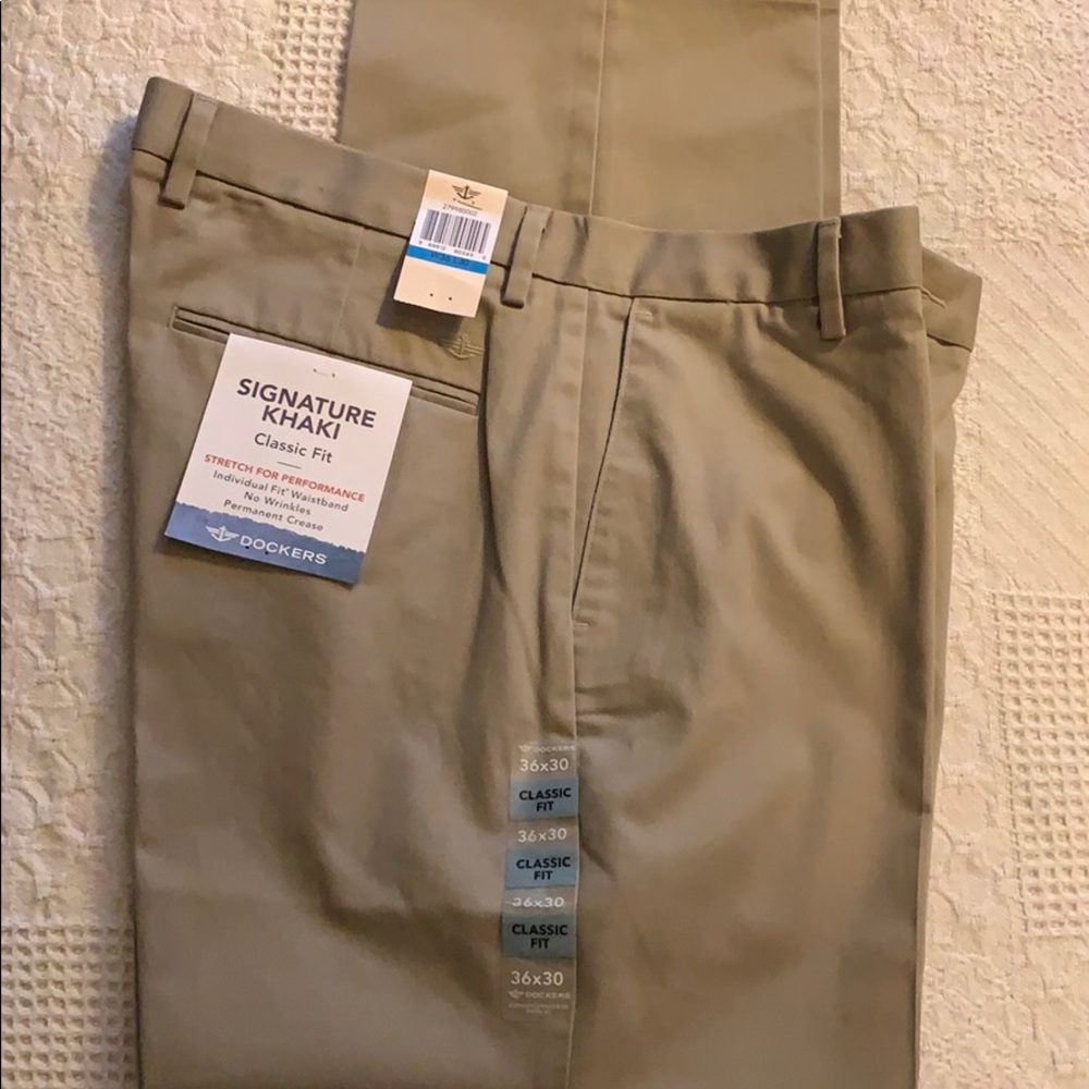 Dockers Classic Fit Khaki Pants